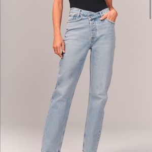Abercrombie Cross Over Dad Fit Jean